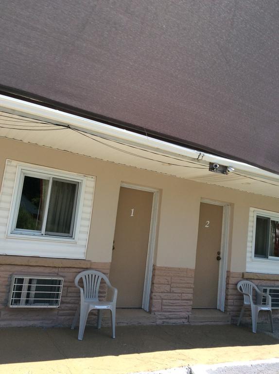 Palace Inn Motel Sarnia Luaran gambar