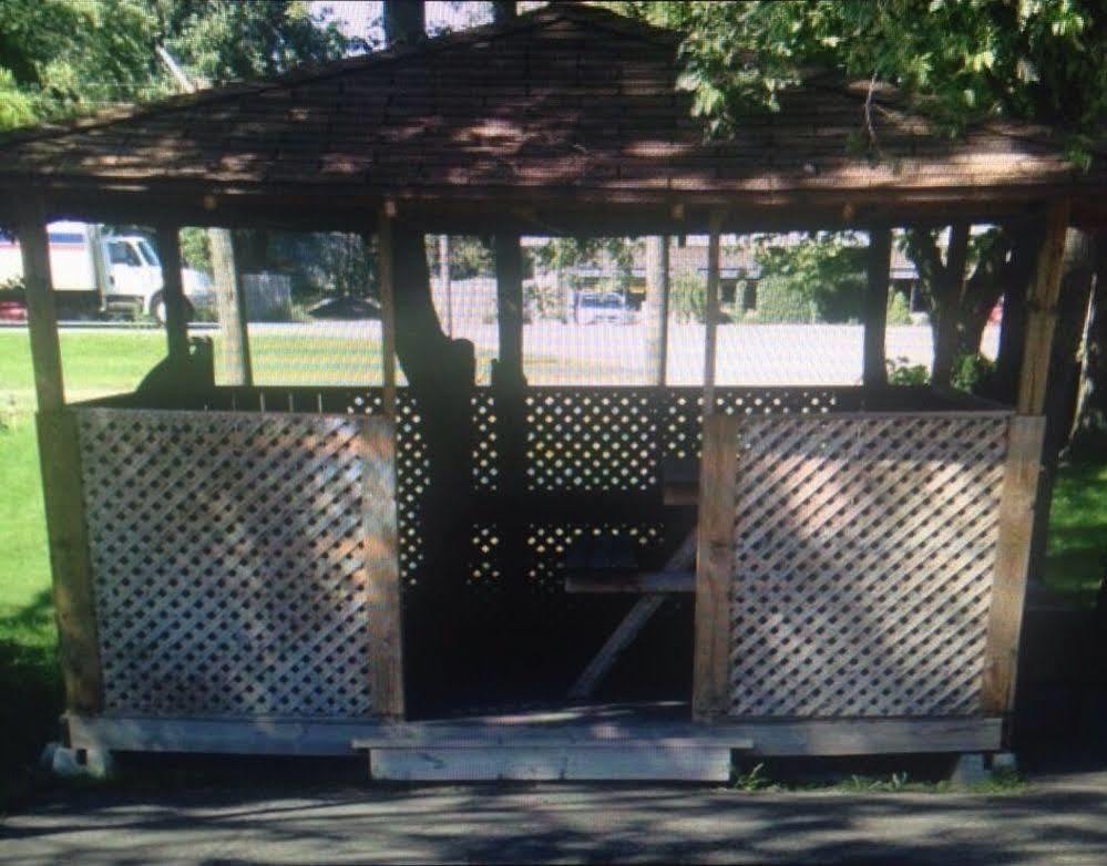 Palace Inn Motel Sarnia Luaran gambar